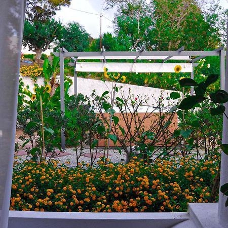 Maria Tindara "La Locanda" Вулкано Экстерьер фото